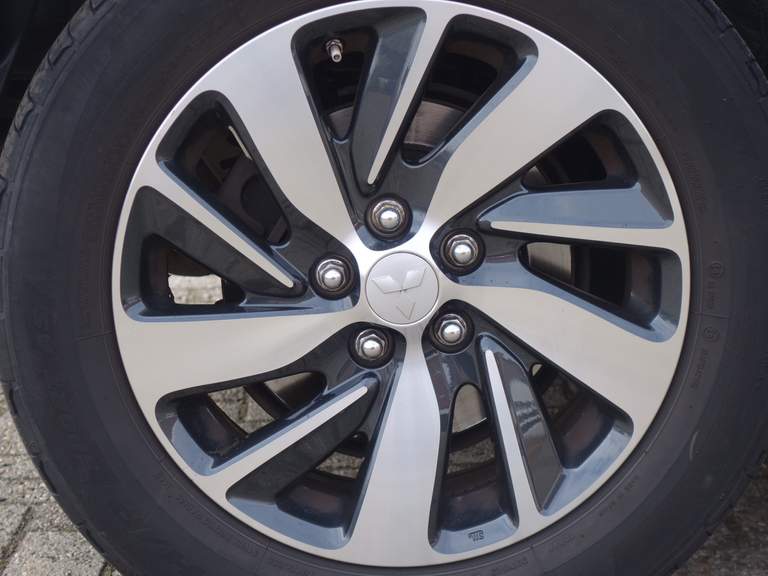 Mitsubishi Mitsubishi