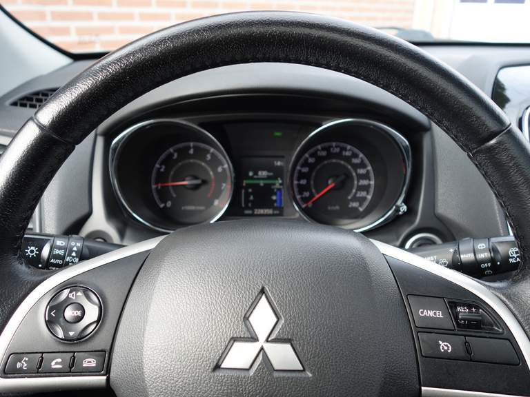 Mitsubishi Mitsubishi