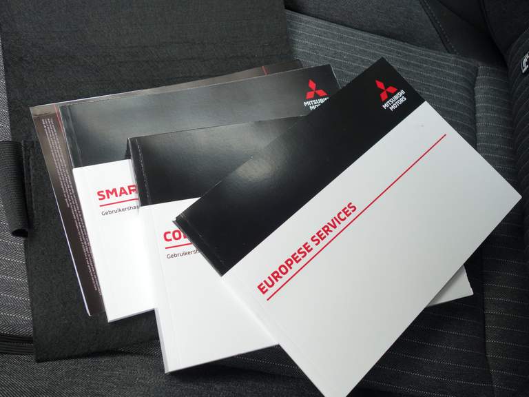 Mitsubishi Mitsubishi