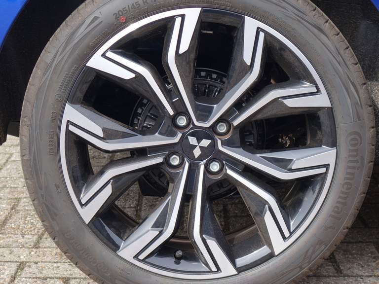 Mitsubishi Mitsubishi