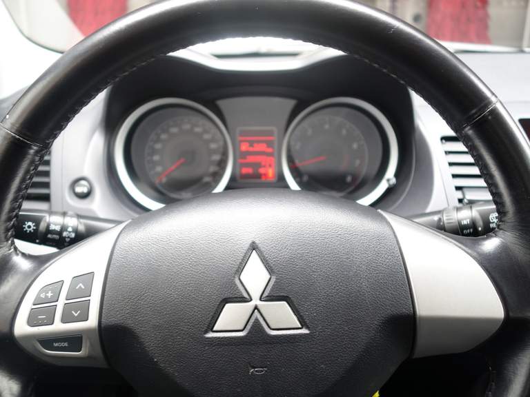 Mitsubishi Mitsubishi