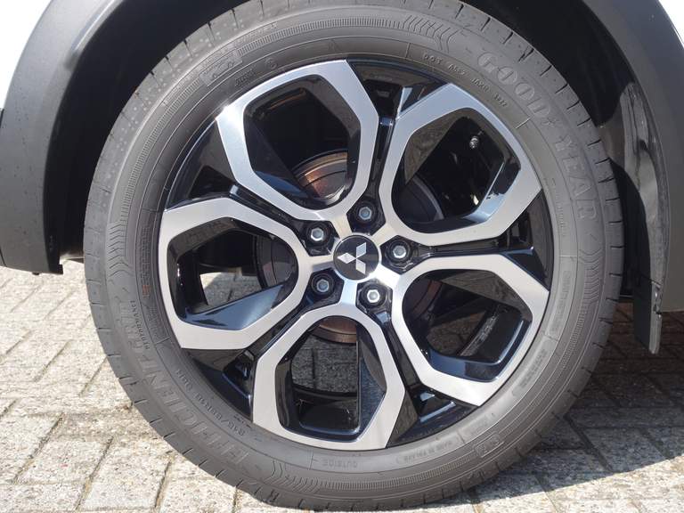 Mitsubishi Mitsubishi