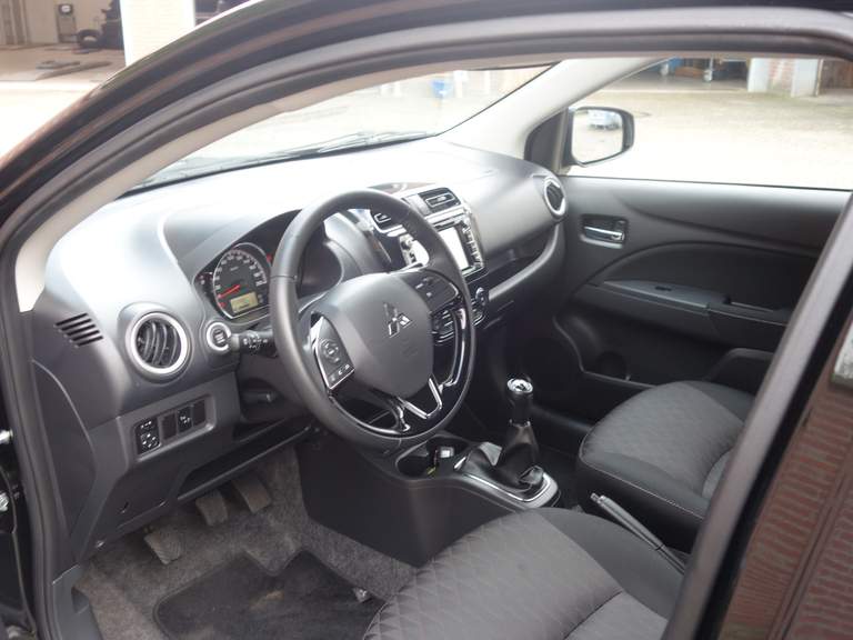 Mitsubishi Mitsubishi