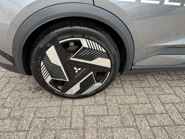 Mitsubishi Mitsubishi