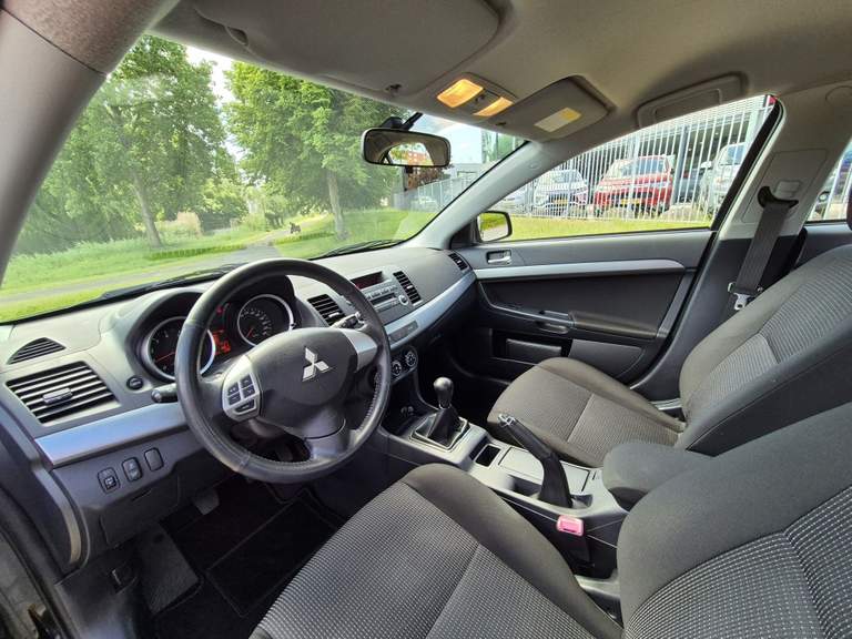 Mitsubishi Mitsubishi