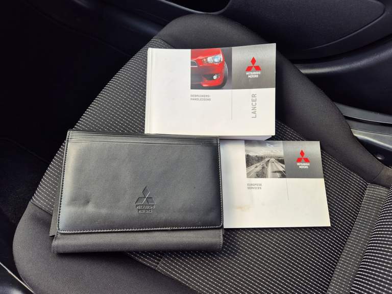 Mitsubishi Mitsubishi