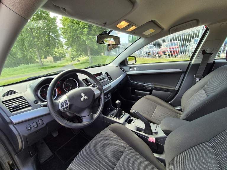 Mitsubishi Mitsubishi