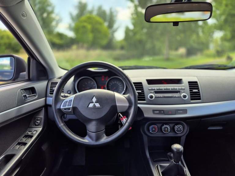 Mitsubishi Mitsubishi