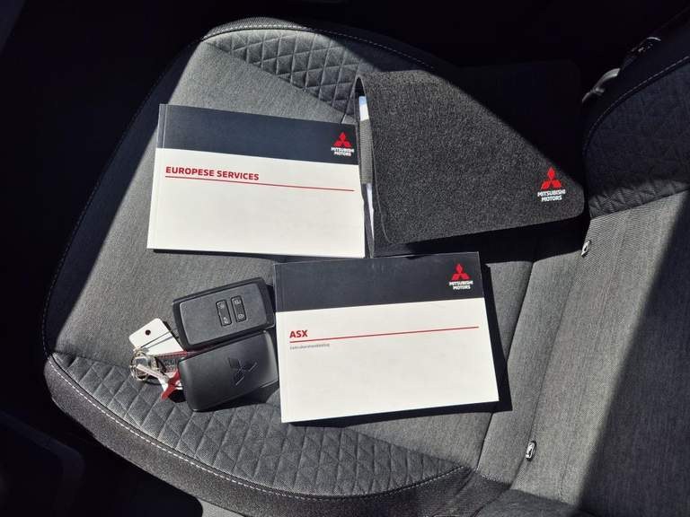 Mitsubishi Mitsubishi