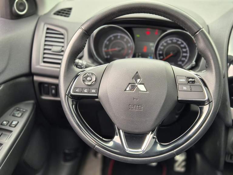 Mitsubishi Mitsubishi