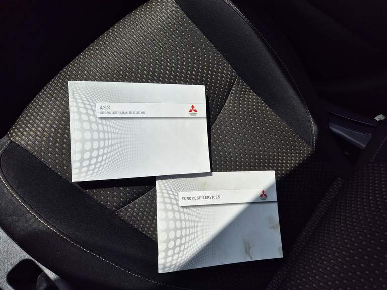 Mitsubishi Mitsubishi