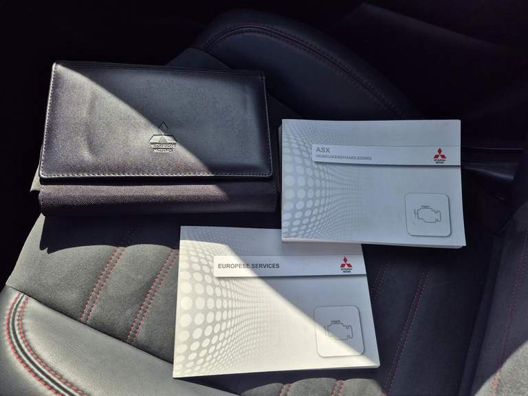 Mitsubishi Mitsubishi