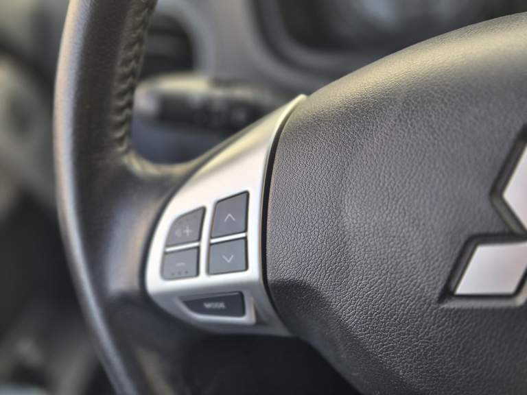 Mitsubishi Mitsubishi