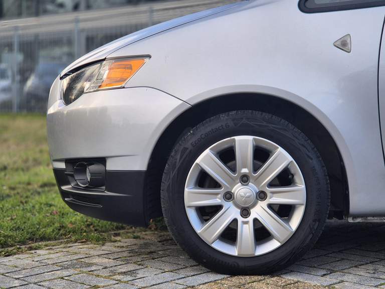 Mitsubishi Mitsubishi