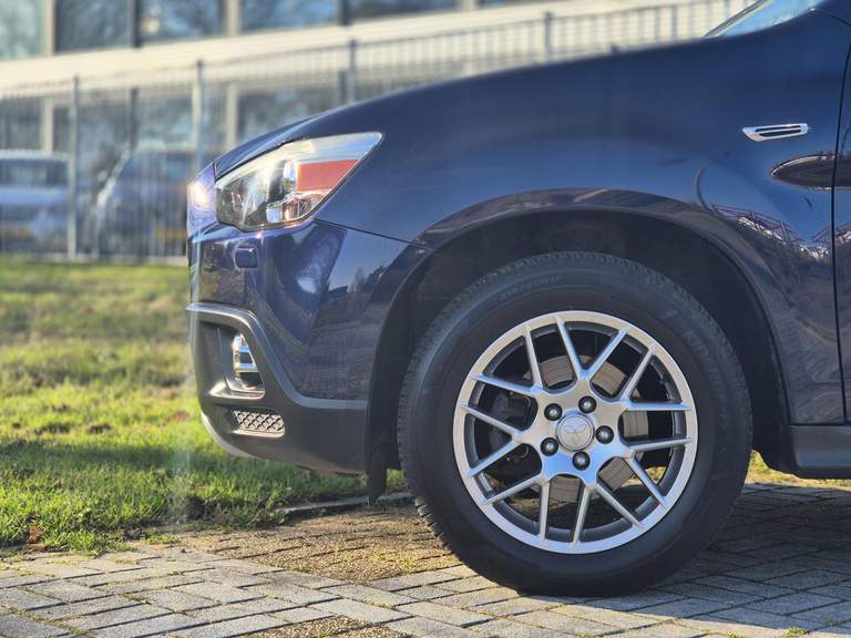 Mitsubishi Mitsubishi