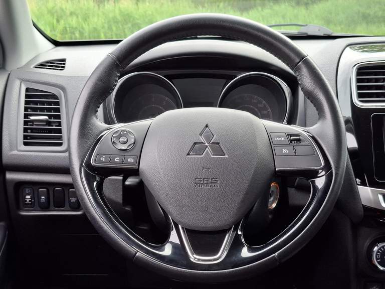 Mitsubishi Mitsubishi