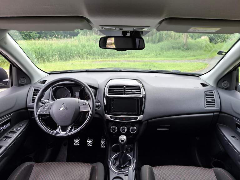 Mitsubishi Mitsubishi