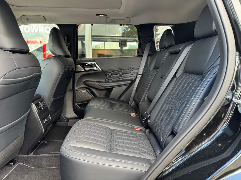 Mitsubishi Mitsubishi