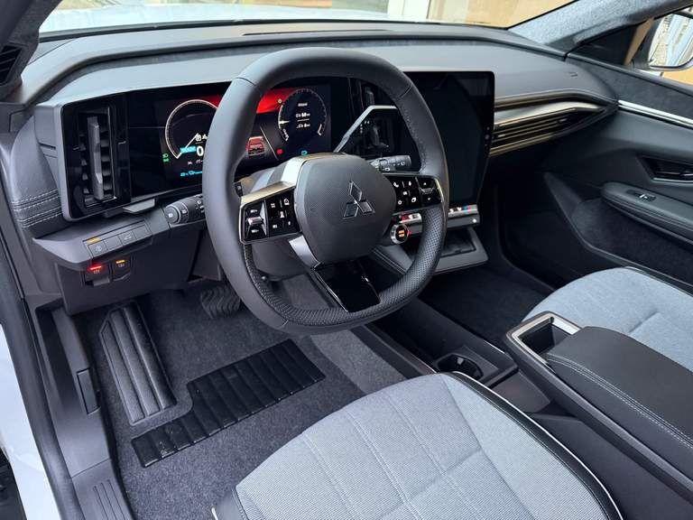 Mitsubishi Mitsubishi