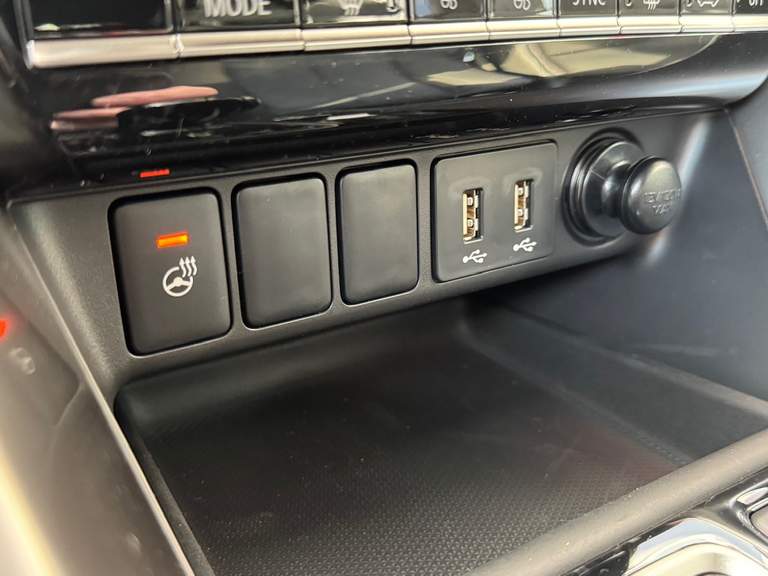 Mitsubishi Mitsubishi