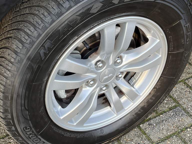 Mitsubishi Mitsubishi