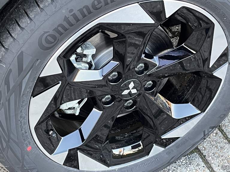 Mitsubishi Mitsubishi