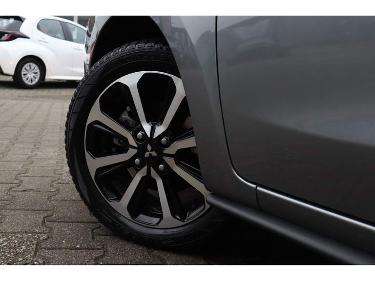 Mitsubishi Mitsubishi