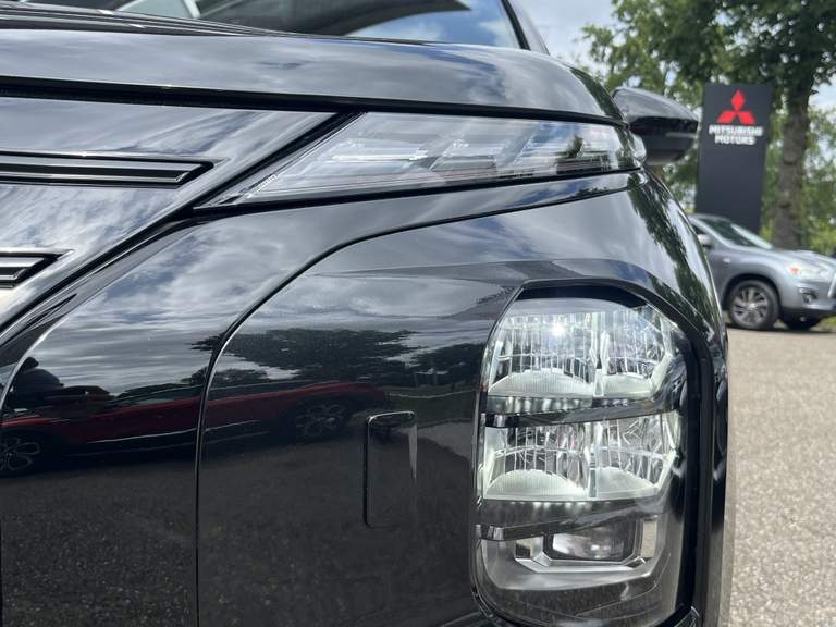 Mitsubishi Mitsubishi