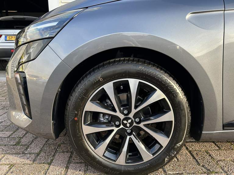 Mitsubishi Mitsubishi