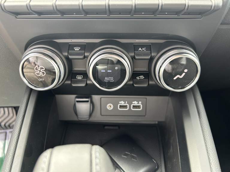 Mitsubishi Mitsubishi