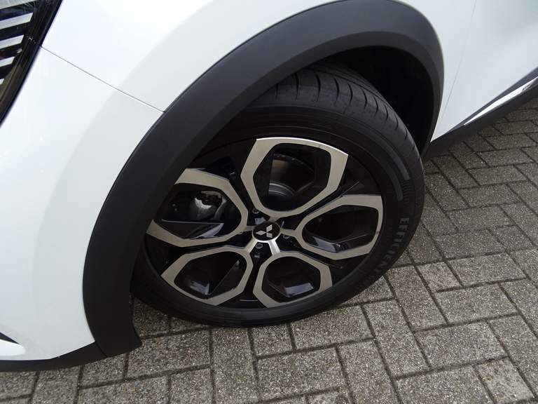 Mitsubishi Mitsubishi