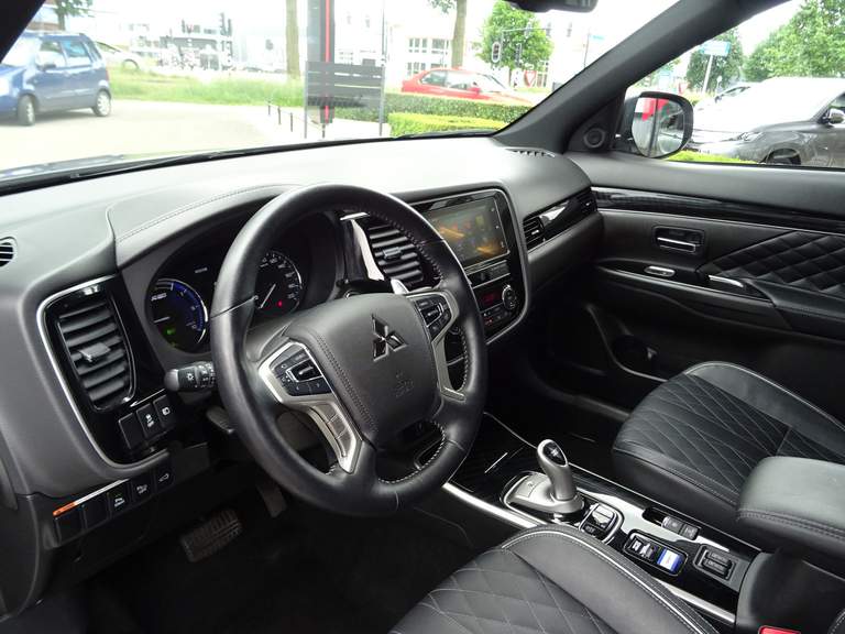 Mitsubishi Mitsubishi