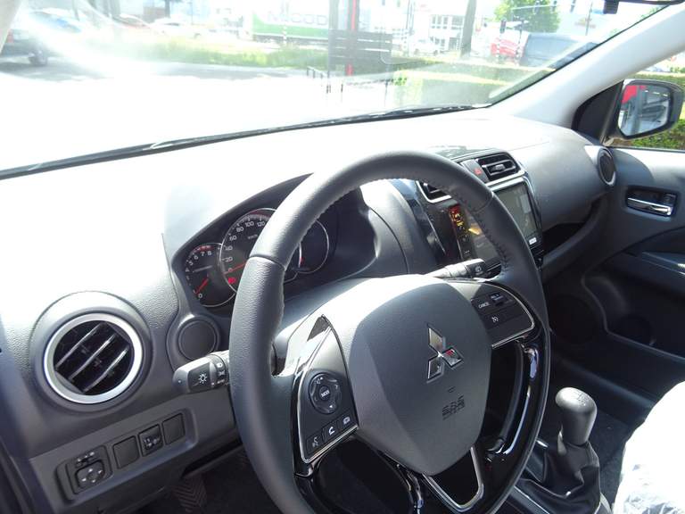 Mitsubishi Mitsubishi