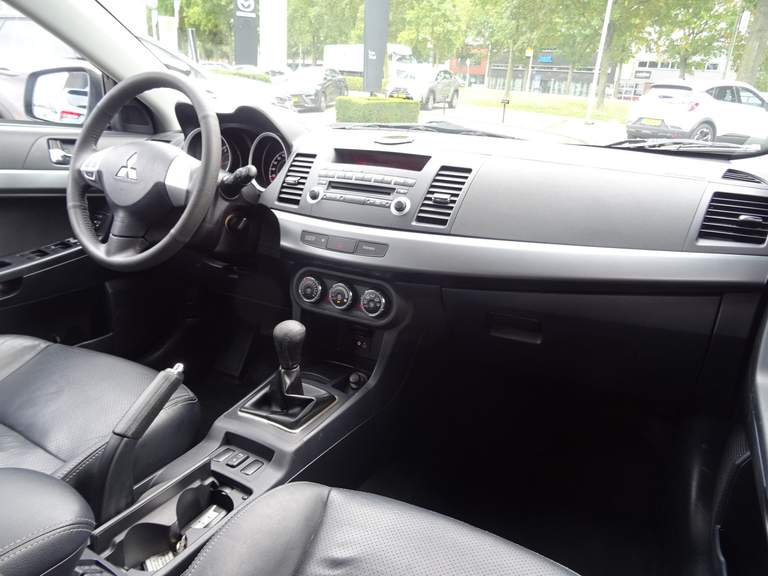 Mitsubishi Mitsubishi