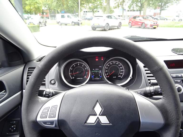 Mitsubishi Mitsubishi