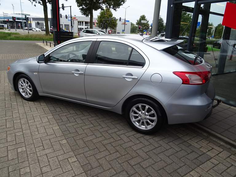 Mitsubishi Mitsubishi