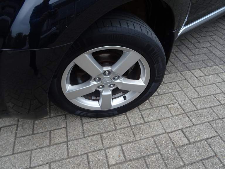 Mitsubishi Mitsubishi
