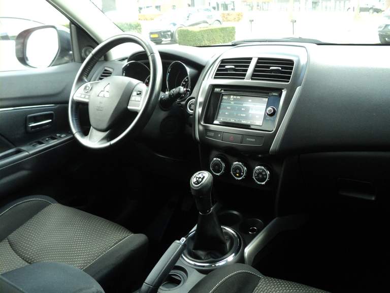 Mitsubishi Mitsubishi