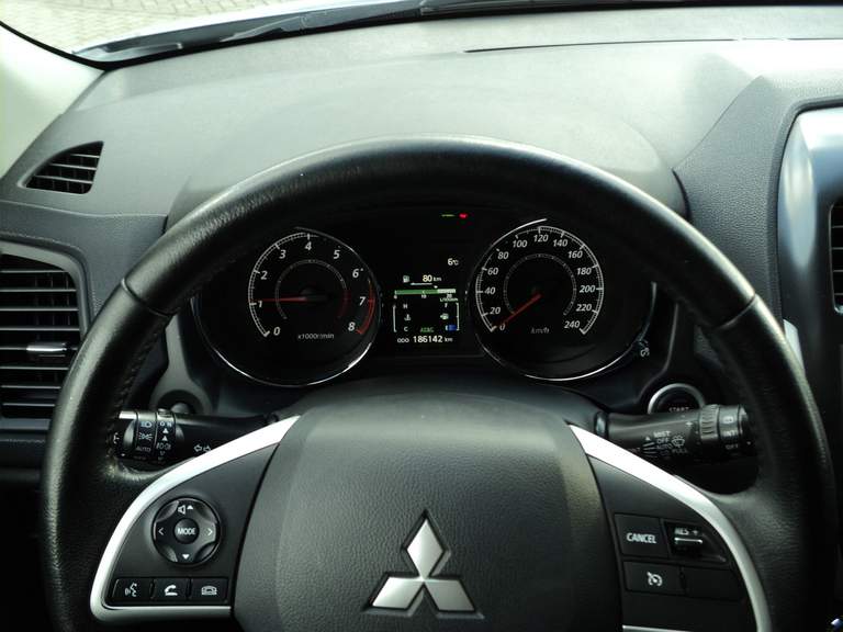 Mitsubishi Mitsubishi