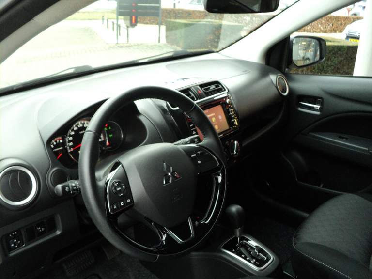 Mitsubishi Mitsubishi