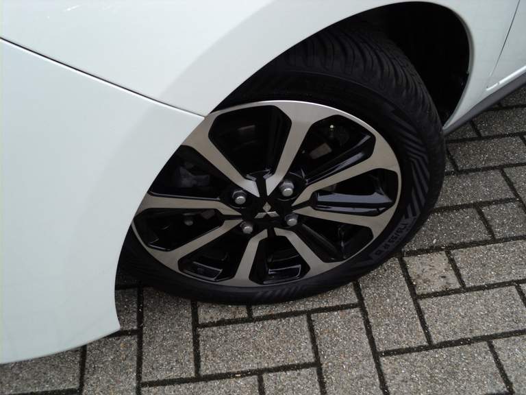 Mitsubishi Mitsubishi