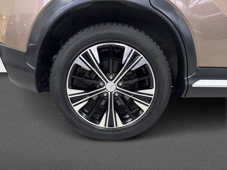 Mitsubishi Mitsubishi