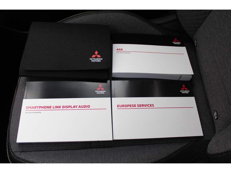 Mitsubishi Mitsubishi