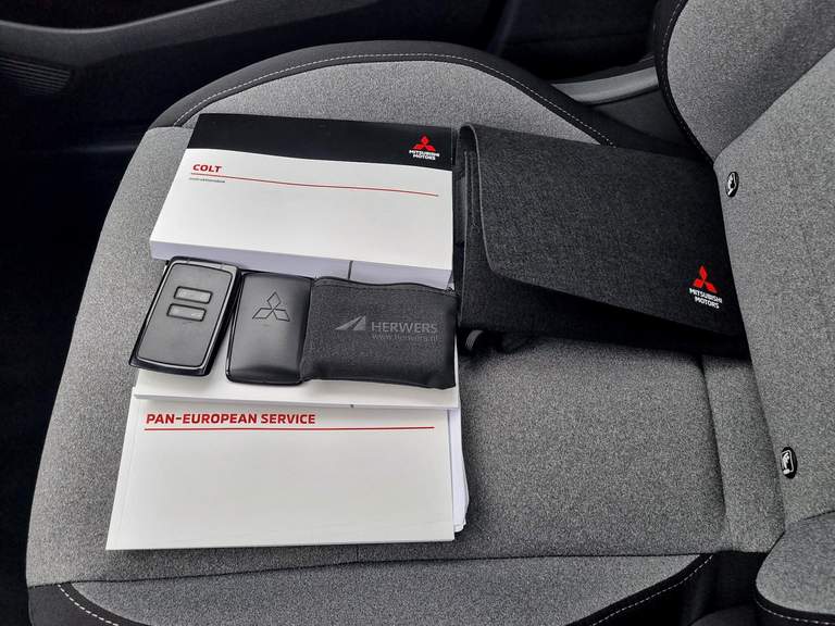 Mitsubishi Mitsubishi