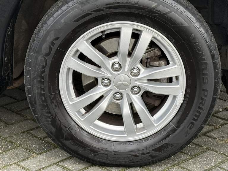 Mitsubishi Mitsubishi