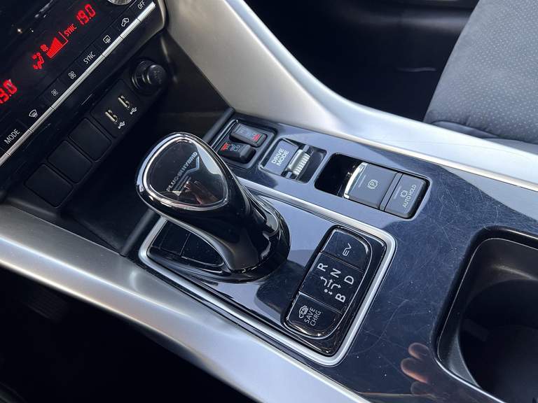 Mitsubishi Mitsubishi