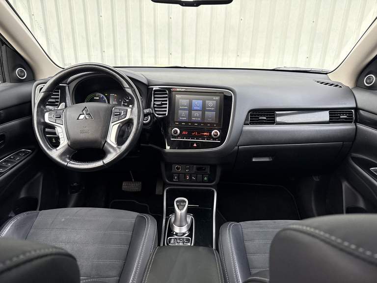 Mitsubishi Mitsubishi