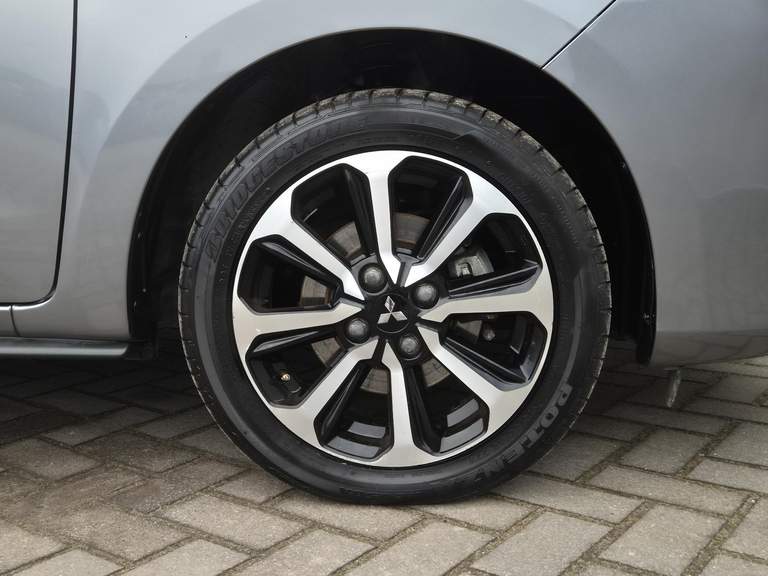 Mitsubishi Mitsubishi
