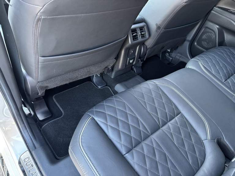 Mitsubishi Mitsubishi