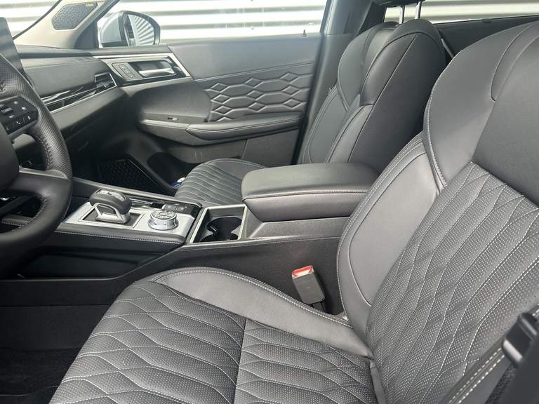 Mitsubishi Mitsubishi